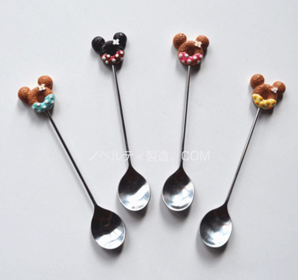 キャラクター付きスプーンフォークセット2 キャラクター付きスプーンフォークセット